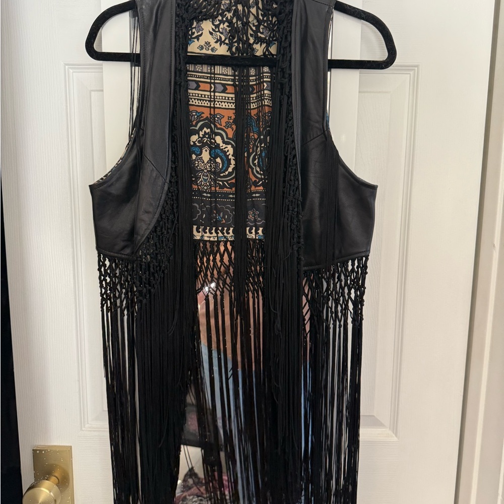Novella Royale Black Fringe Vest